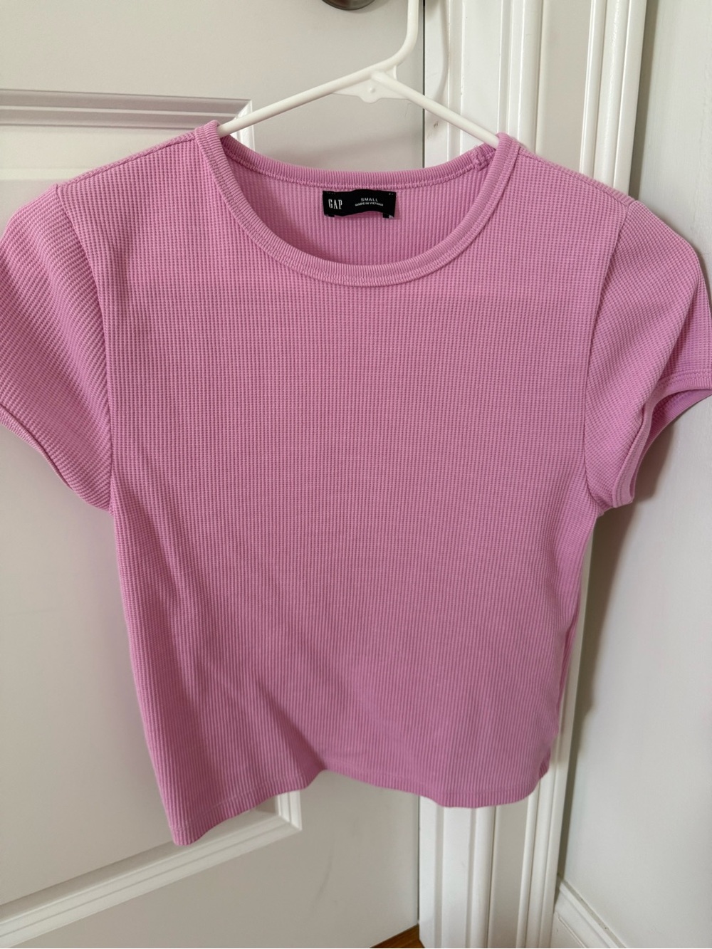 GAP Women's Light Pink Ribbed Short Sleeve Crew Tee